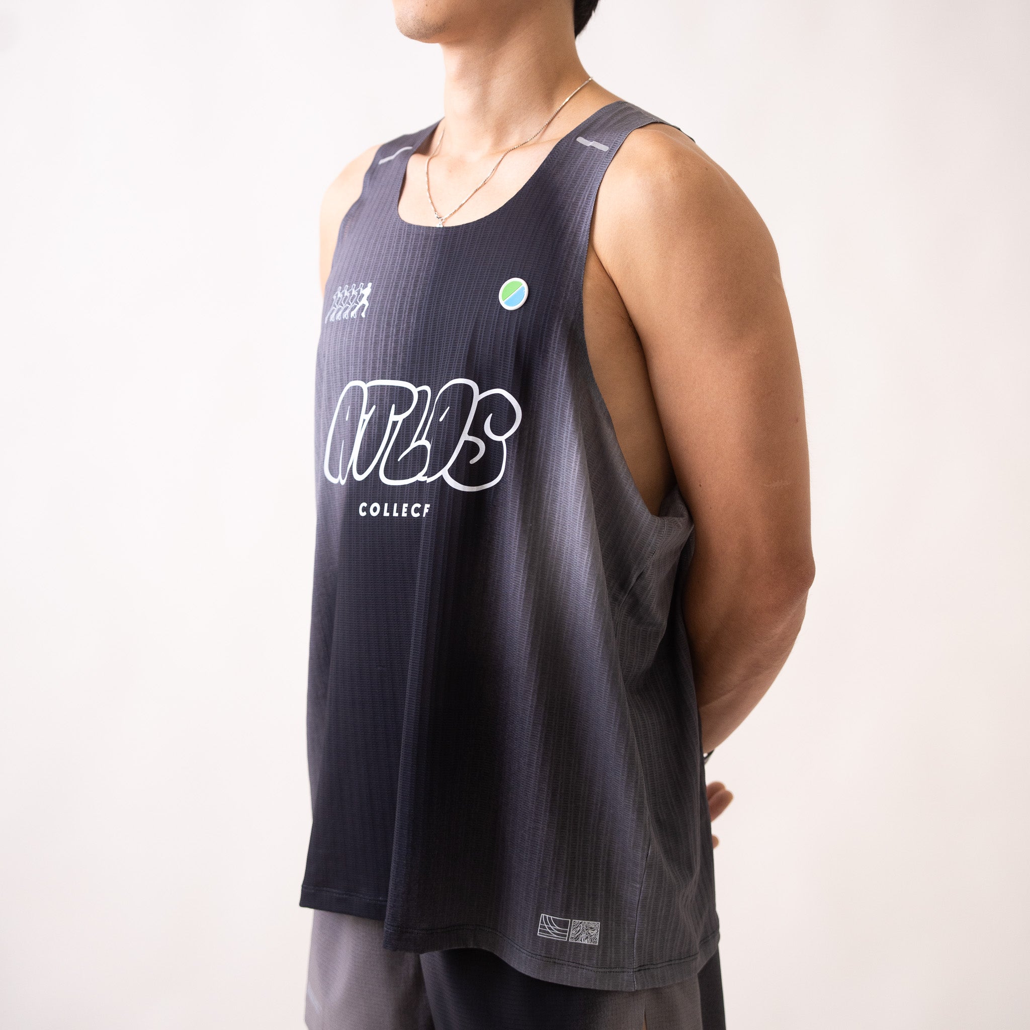 Aeria Ultra Race Singlet Gradient Black