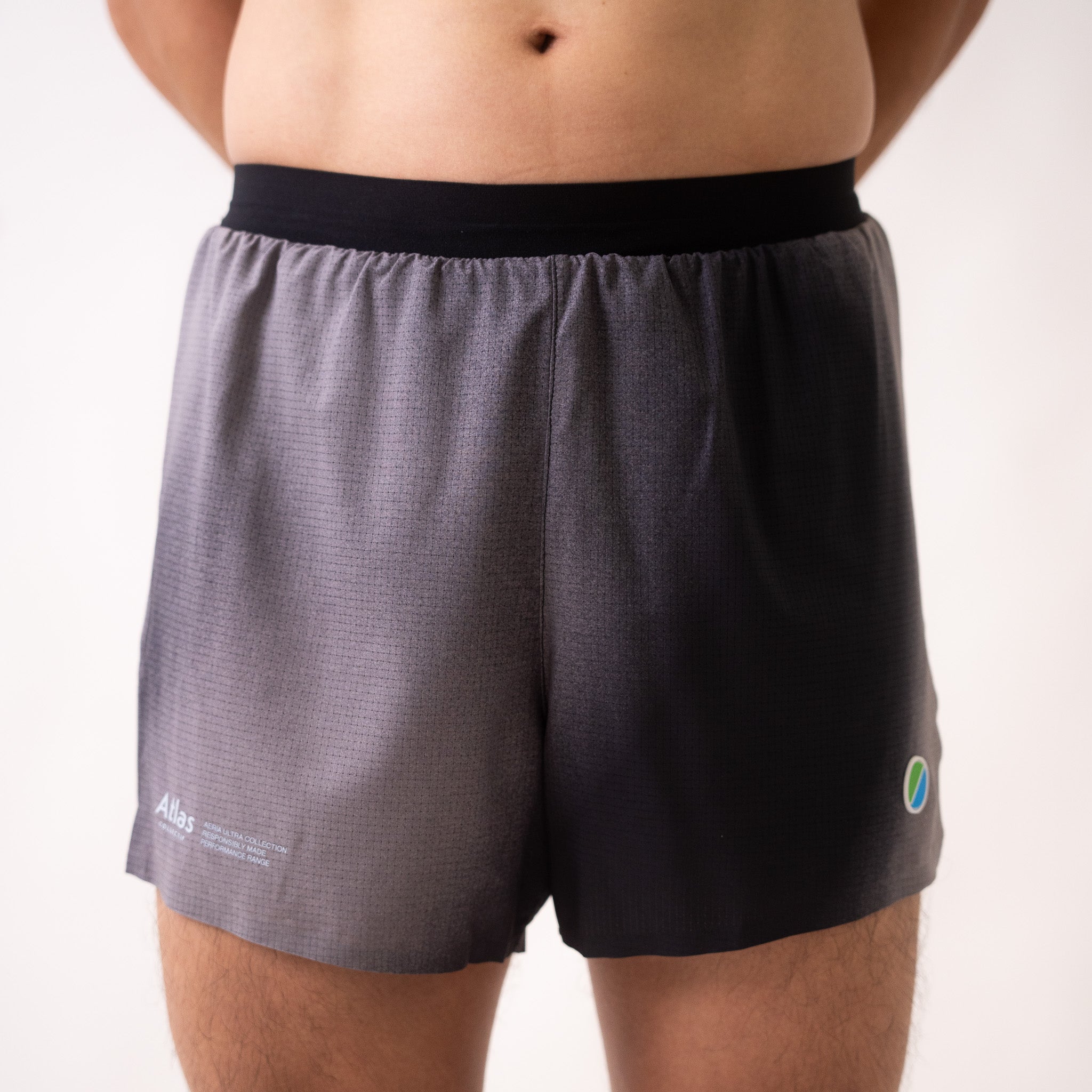 Aeria Ultra 4" Shorts Gradient Black