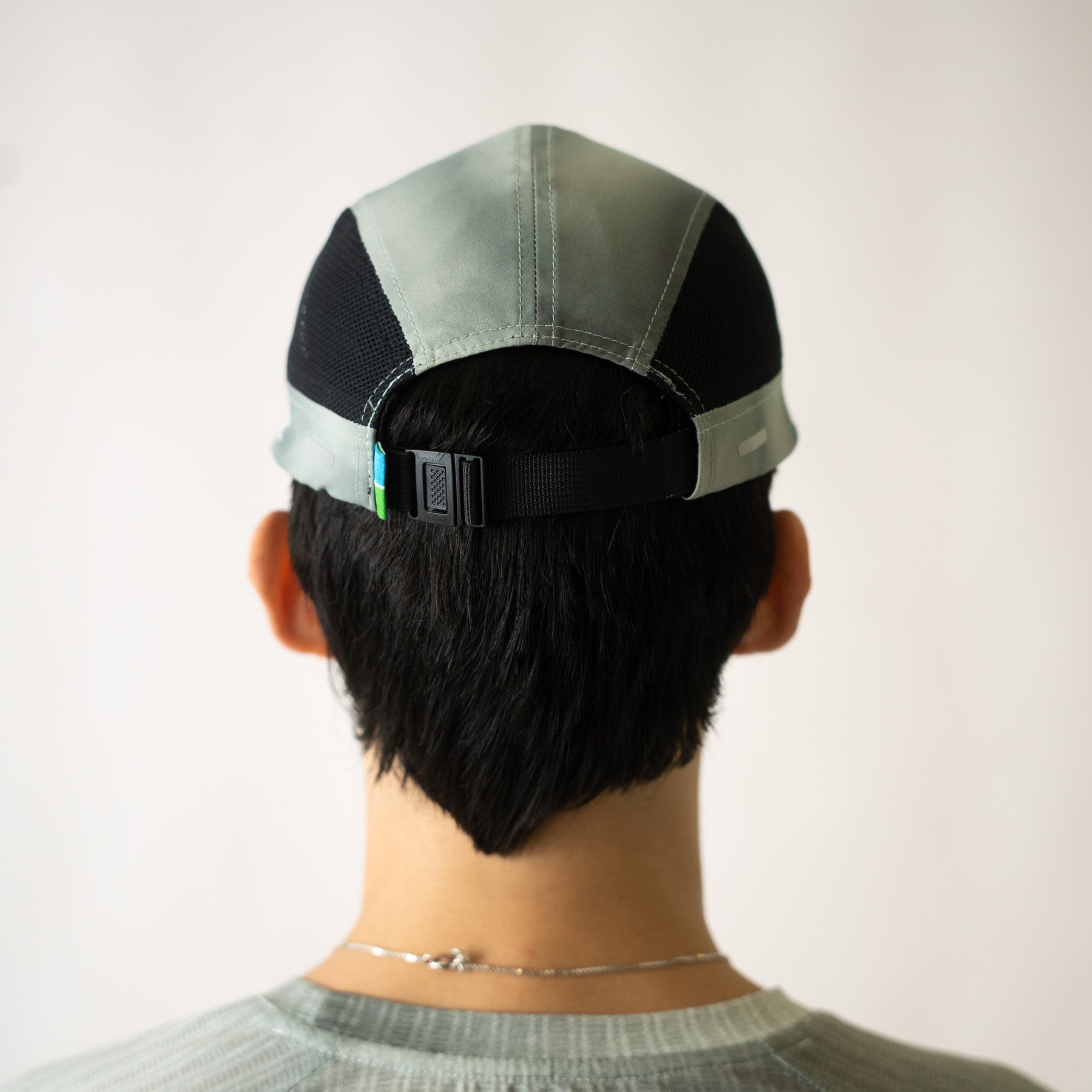 Aeria Ultra Race Cap Gradient Olive