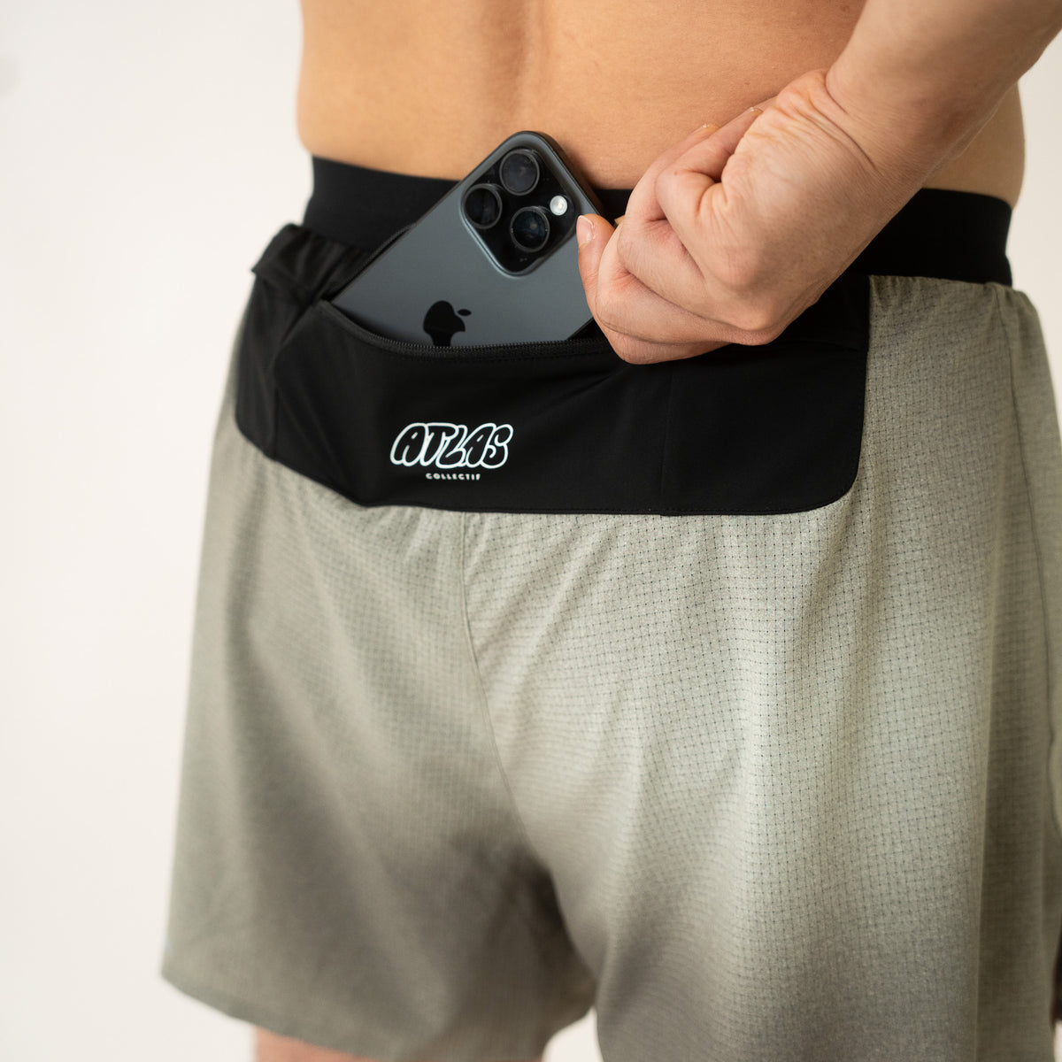 3 Pockets, 2 Gels, 1 Phone