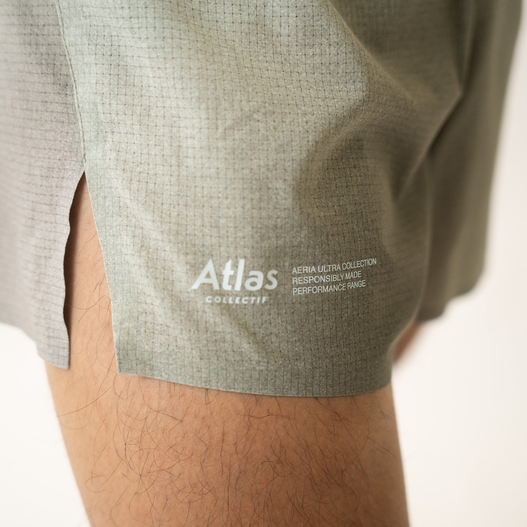 Aeria Ultra 4" Shorts Gradient Olive