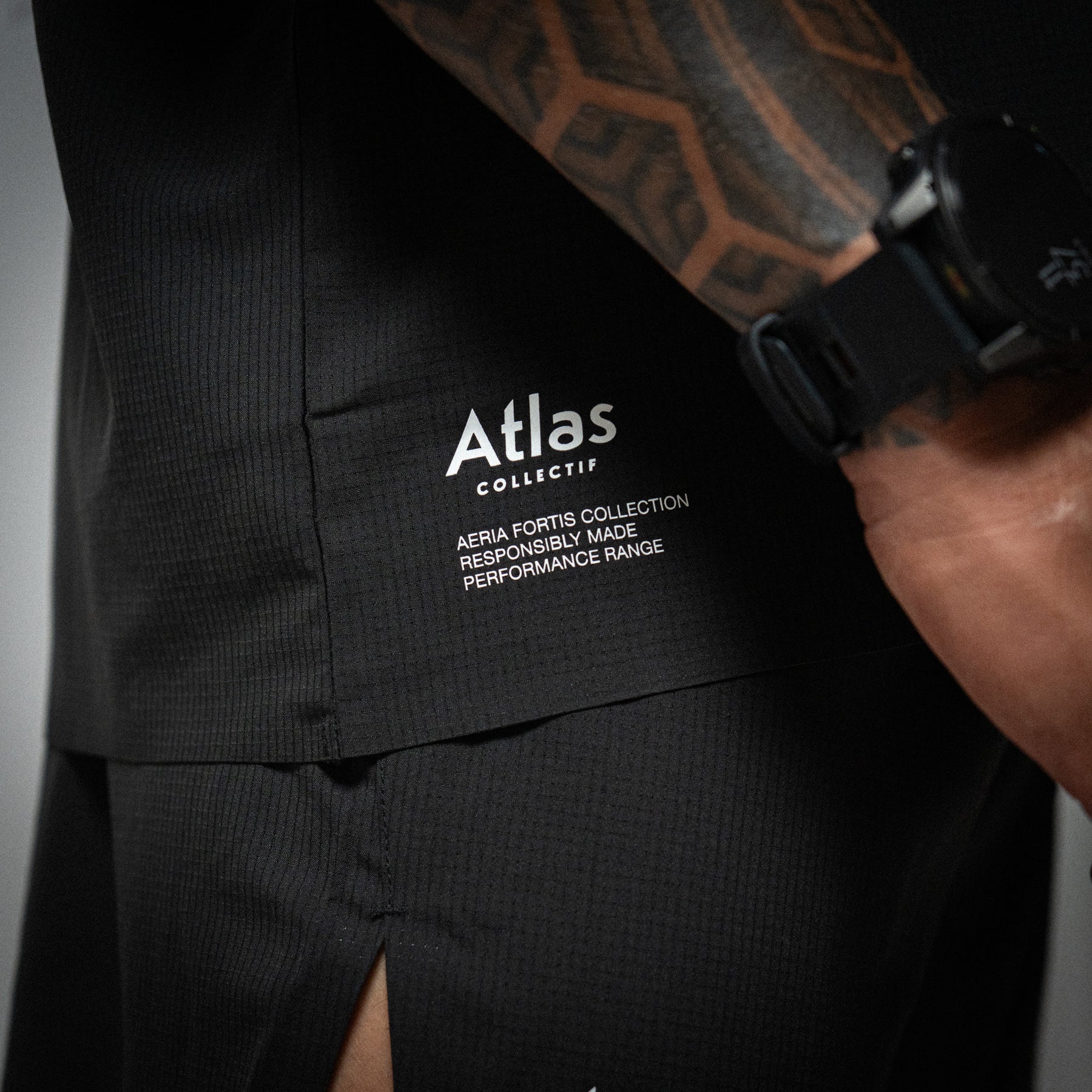 Aeria Fortis Black 4" Shorts & Singlet Bundle Men