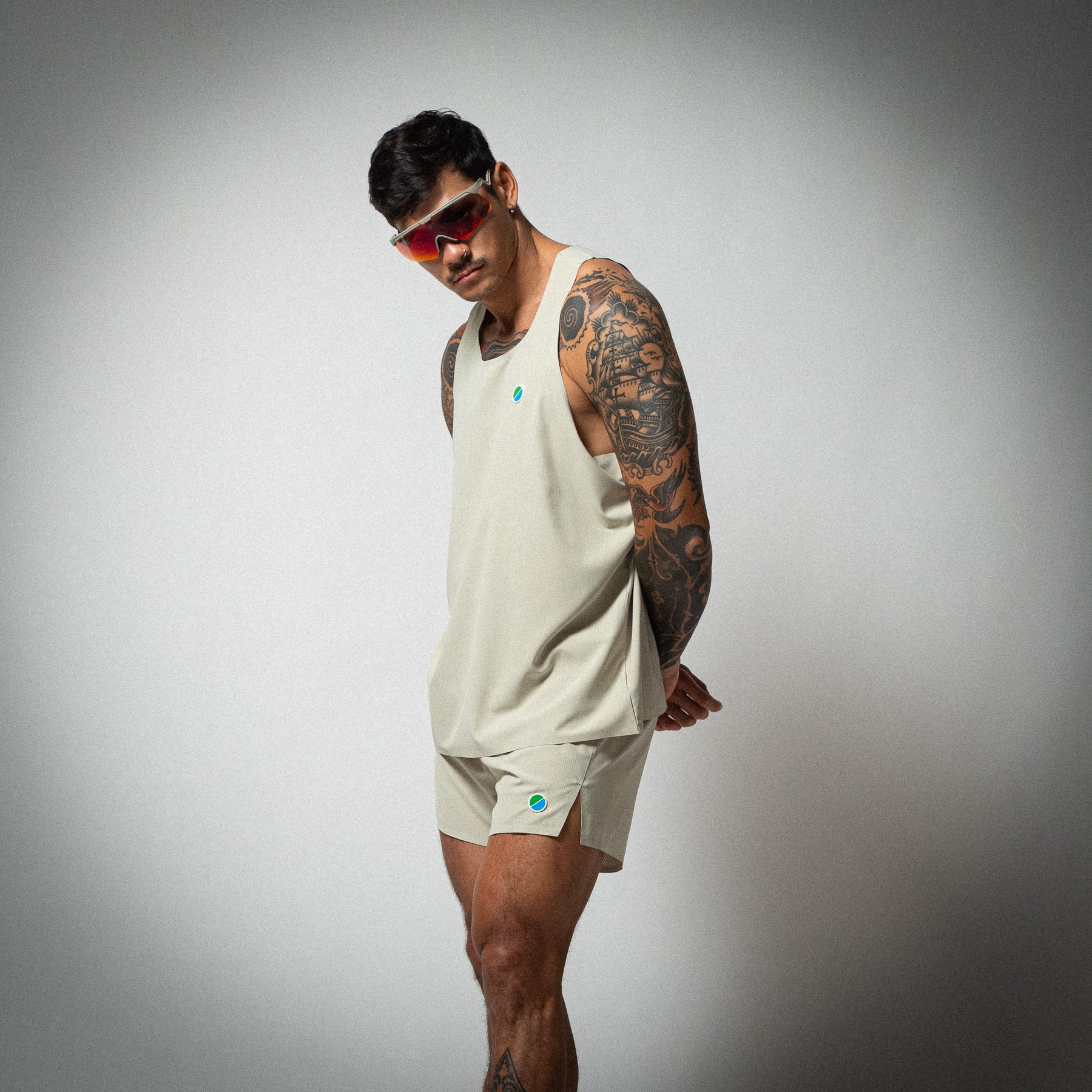Aeria Fortis 4" Race Shorts Beige