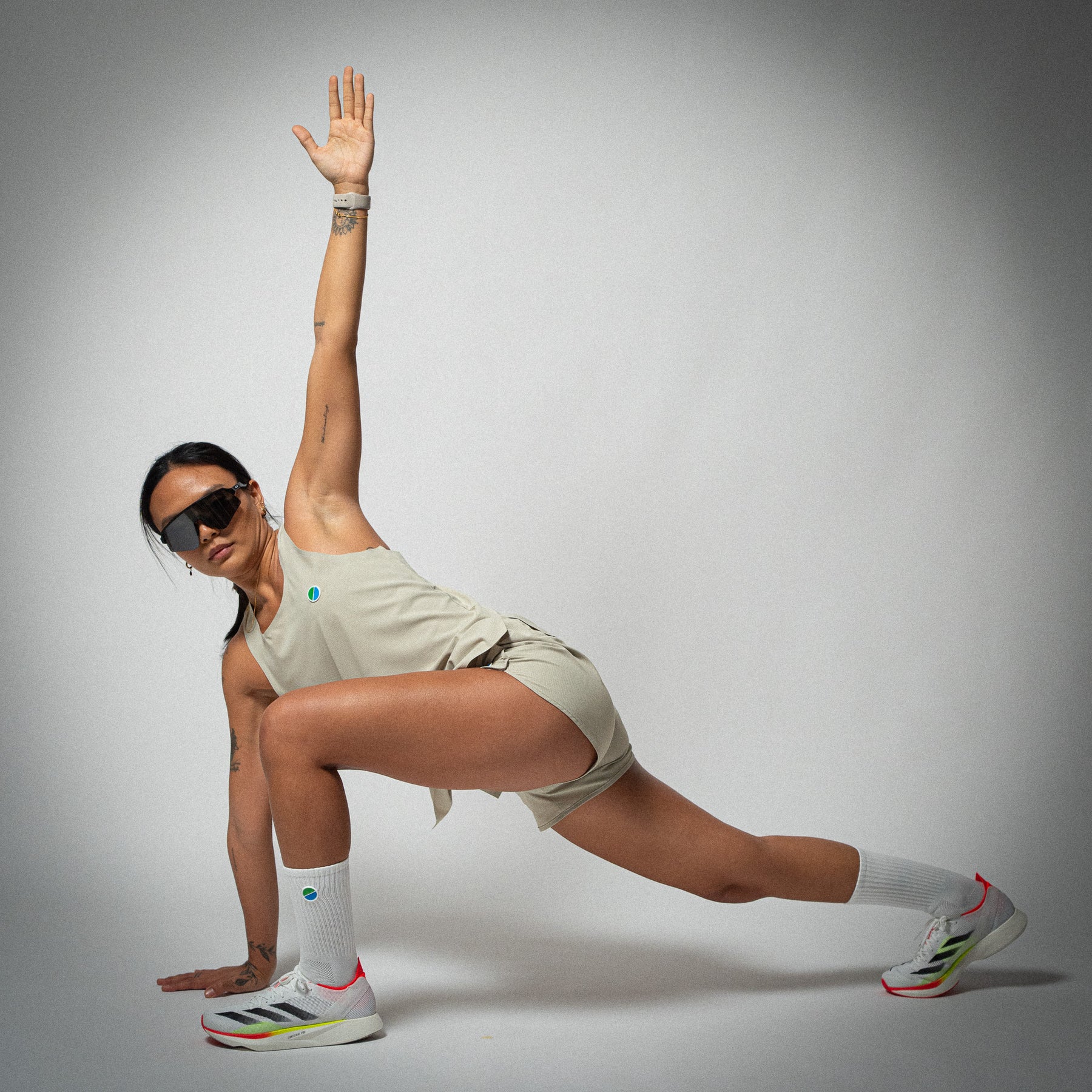 Aeria Fortis 4" WMNS Race Shorts Beige