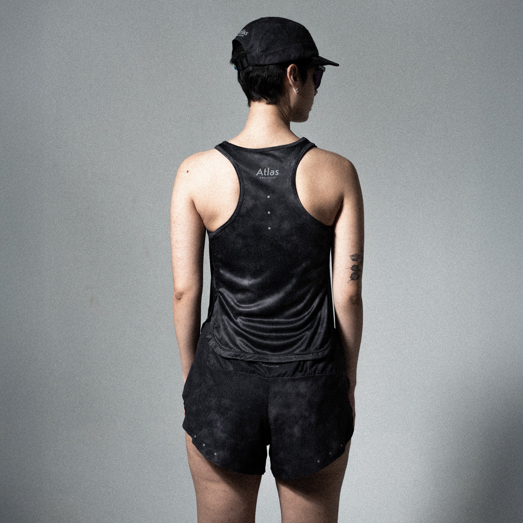 V3 Core WMNS Race Tank Black Tie-Dye