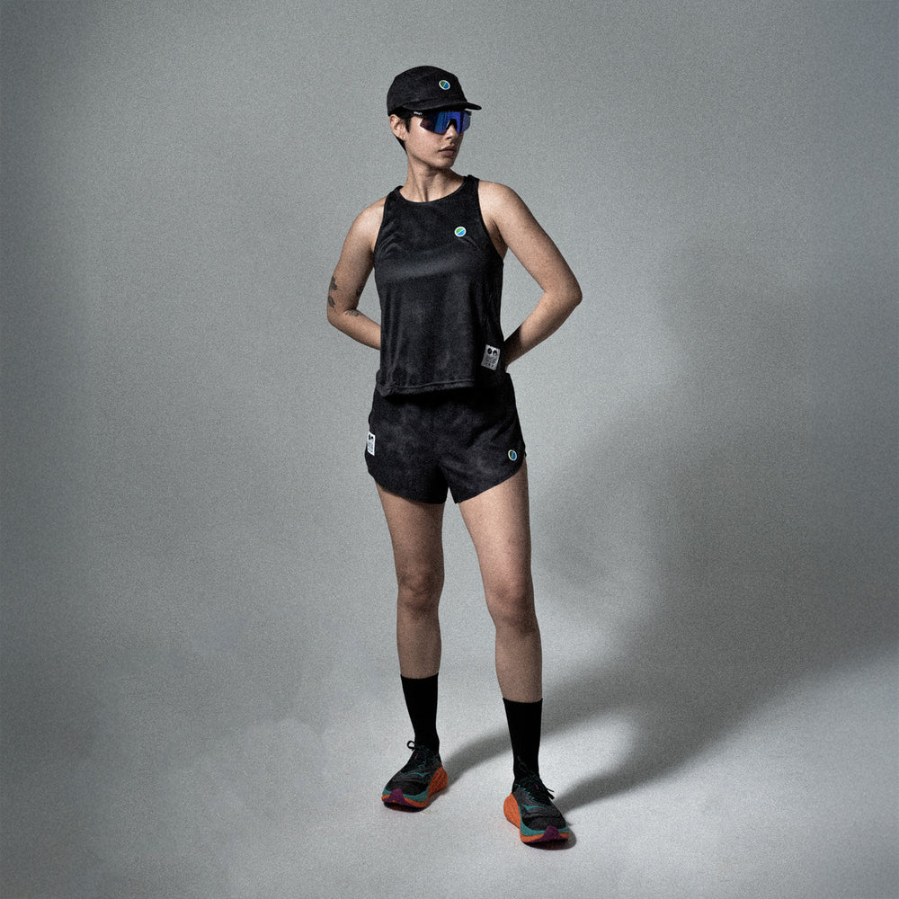 Core WMNS Running Tank V3 - Black Tie-Dye