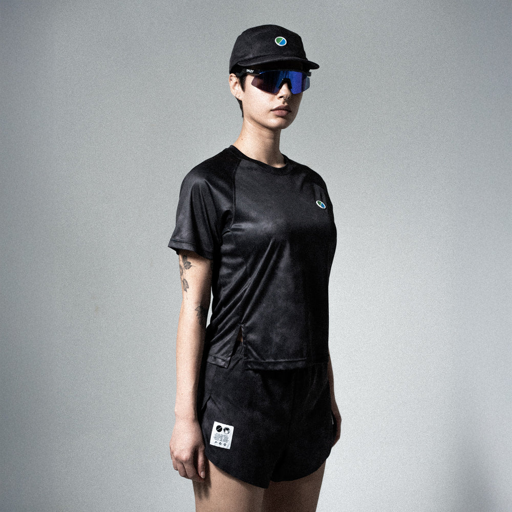 Core WMNS Running Tee V3 - Black Tie-Dye