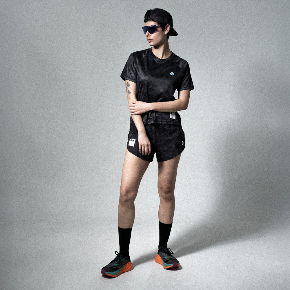 Core WMNS 3" Run Shorts V3 - Black Tie-Dye