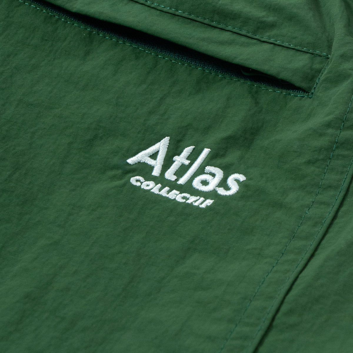 Recycled wrinkled nylon fabric: lightweight, durable, quick drying