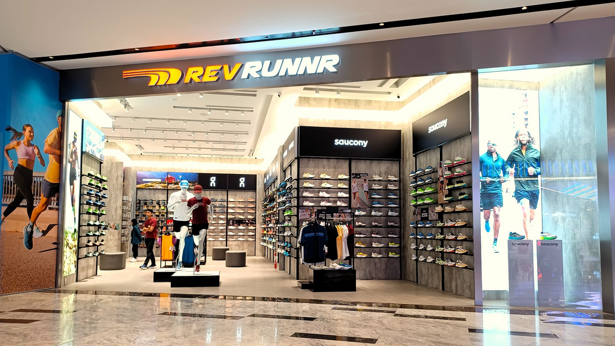 REV RUNNR