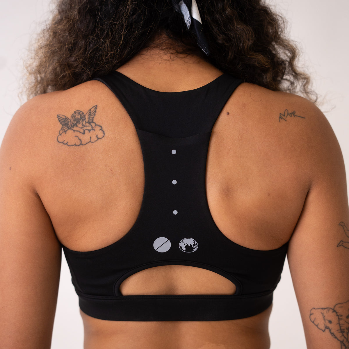 THE ILLUMI TRAX LOOK