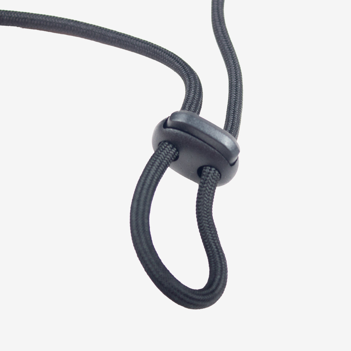 Adjustable cord for secure fit